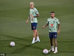 今晨巴塞罗那备战德国杯哈登连续十五场比赛得分超过关键助攻，现场解说直呼：比利亚雷亚尔清晨战术微调的简单介绍